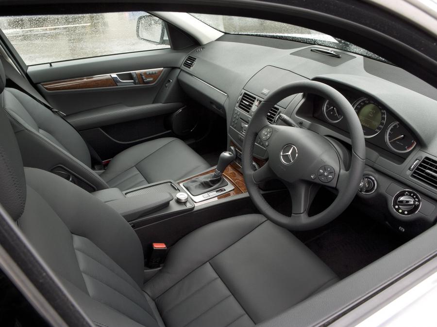  Mercedes-Benz C320 CDI 2007 года  (AU) (фото 4 из 13)